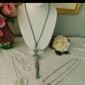 Necklace Lot Silver tones Southwestern Turquoise Pendants Chain Necklaces
